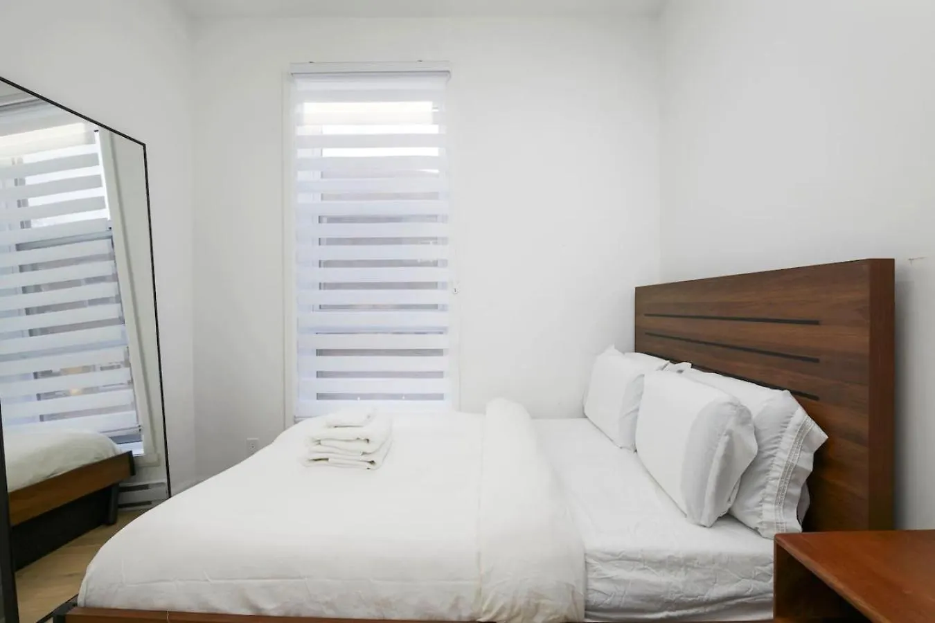 Διαμέρισμα Inviting 2Br1B In Village Downtown Zh2 Μόντρεαλ