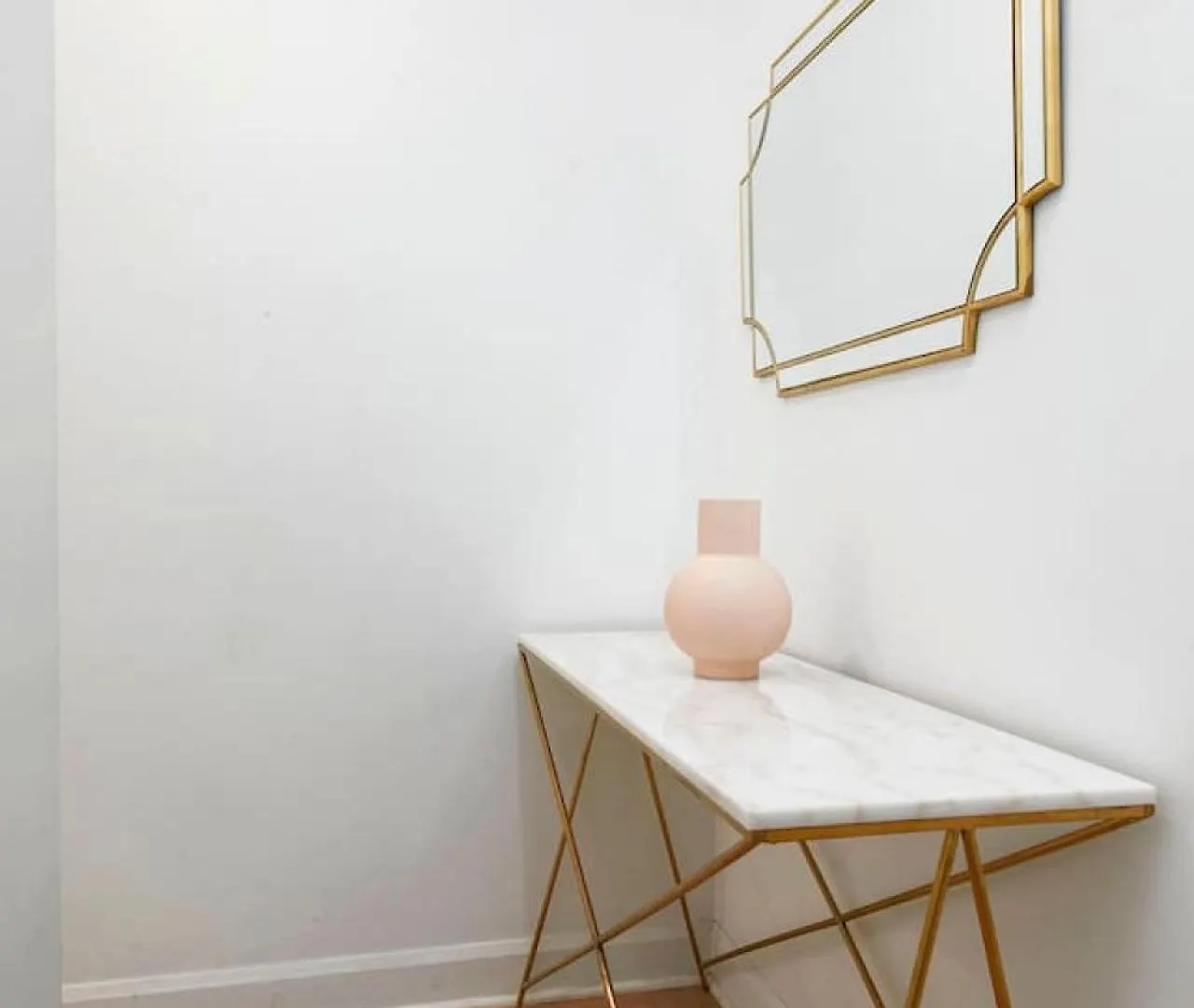 Inviting 2Br1B In Village Downtown Zh2 Montreal Canada